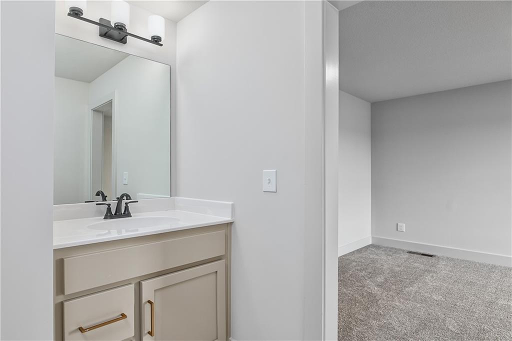 6039 Apache Drive Shawnee, KS 66226 - Photo 45 of 48