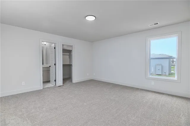 $827,235 | 6039 Apache Drive, Shawnee, KS 66226