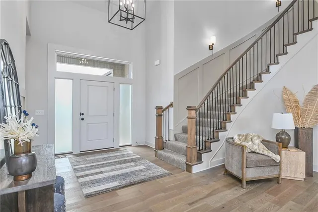 $827,235 | 6039 Apache Drive, Shawnee, KS 66226