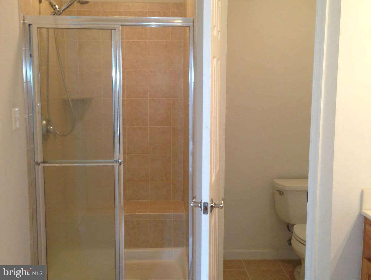 1302 Gaither Road Rockville, MD 20850 - Photo 10 of 14 Bath (Master)