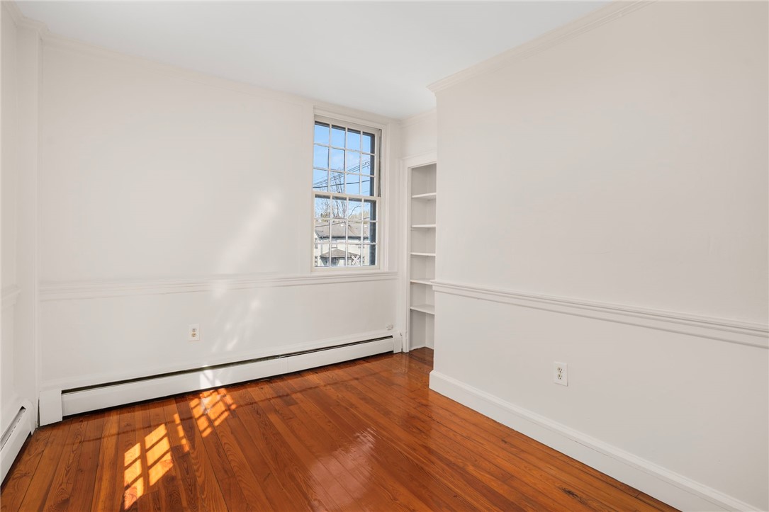 14 Elm Street Newport, RI 02840 - Photo 20 of 41
