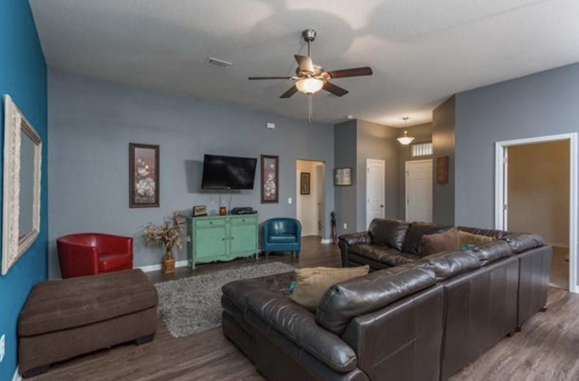 5877 Fairlands Road Milton, FL 32583 - Photo 5 of 23 Gallery Image 5