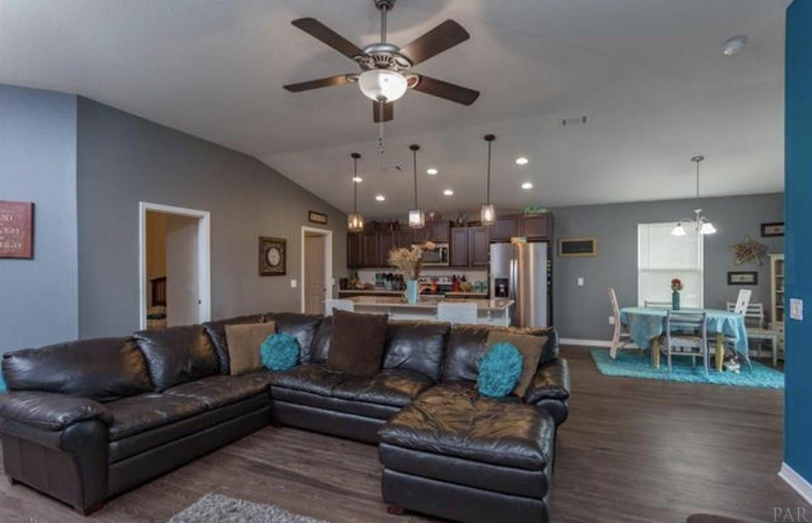 5877 Fairlands Road Milton, FL 32583 - Photo 6 of 23 Gallery Image 6