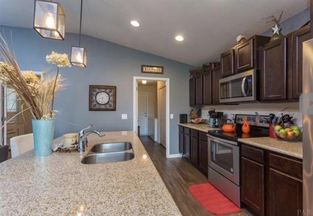 5877 Fairlands Road Milton, FL 32583 - Photo 8 of 23 Gallery Image 8
