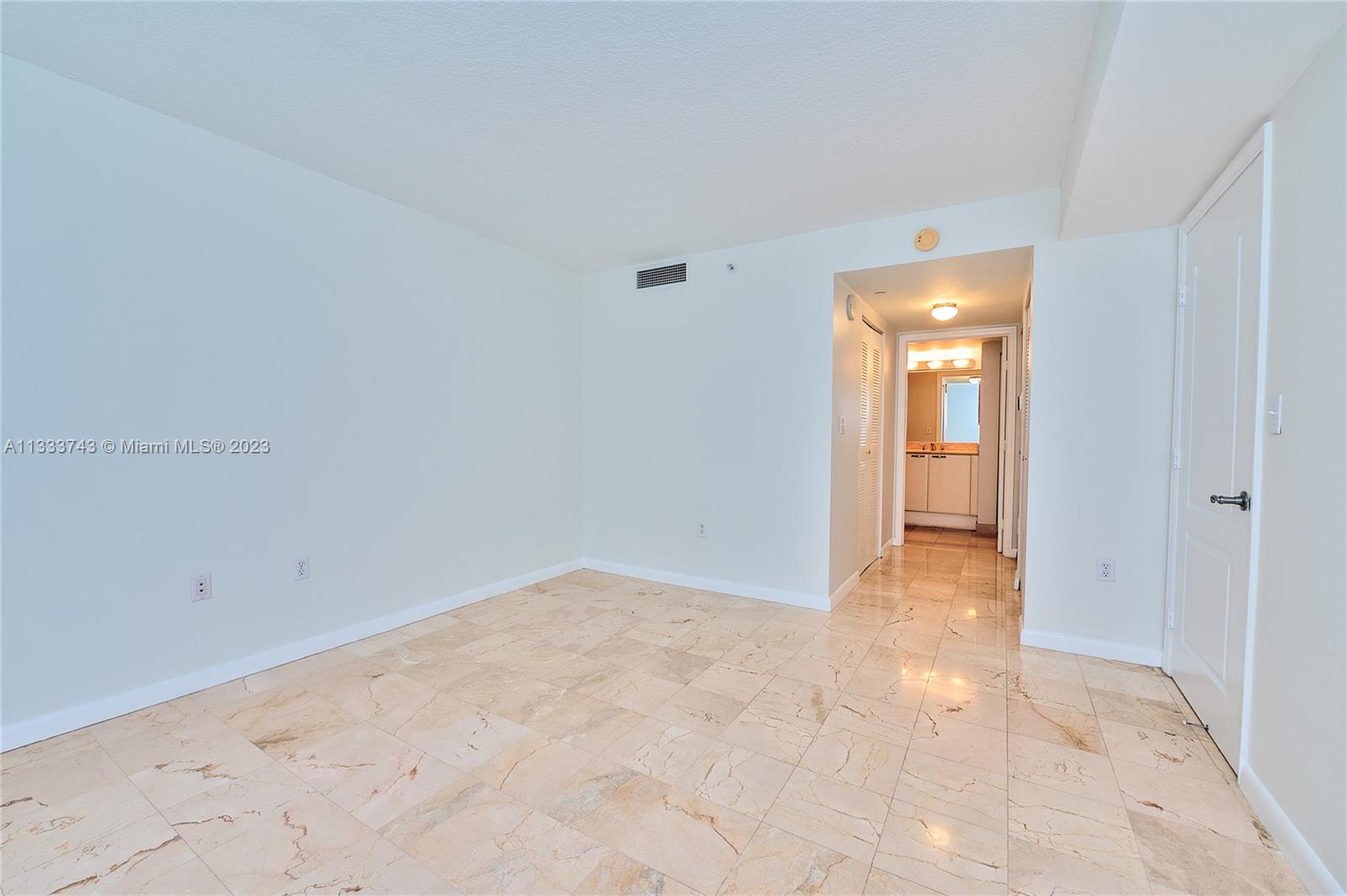 Brickell Miami, FL 33129 - Photo 10 of 44 a view of an empty room