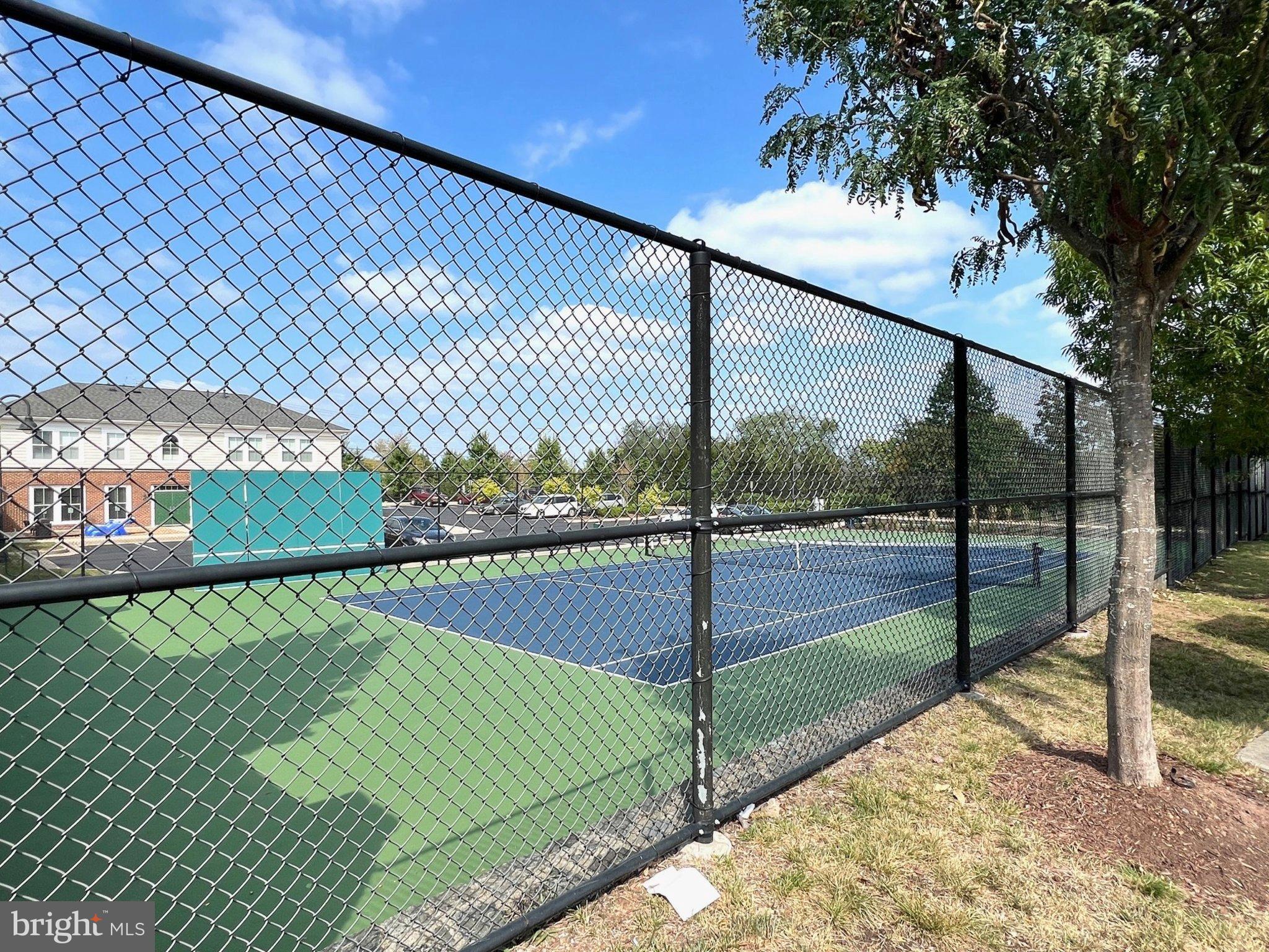 43322 Novi Terrace Ashburn, VA 20147 - Photo 17 of 20 Sports Court within Community