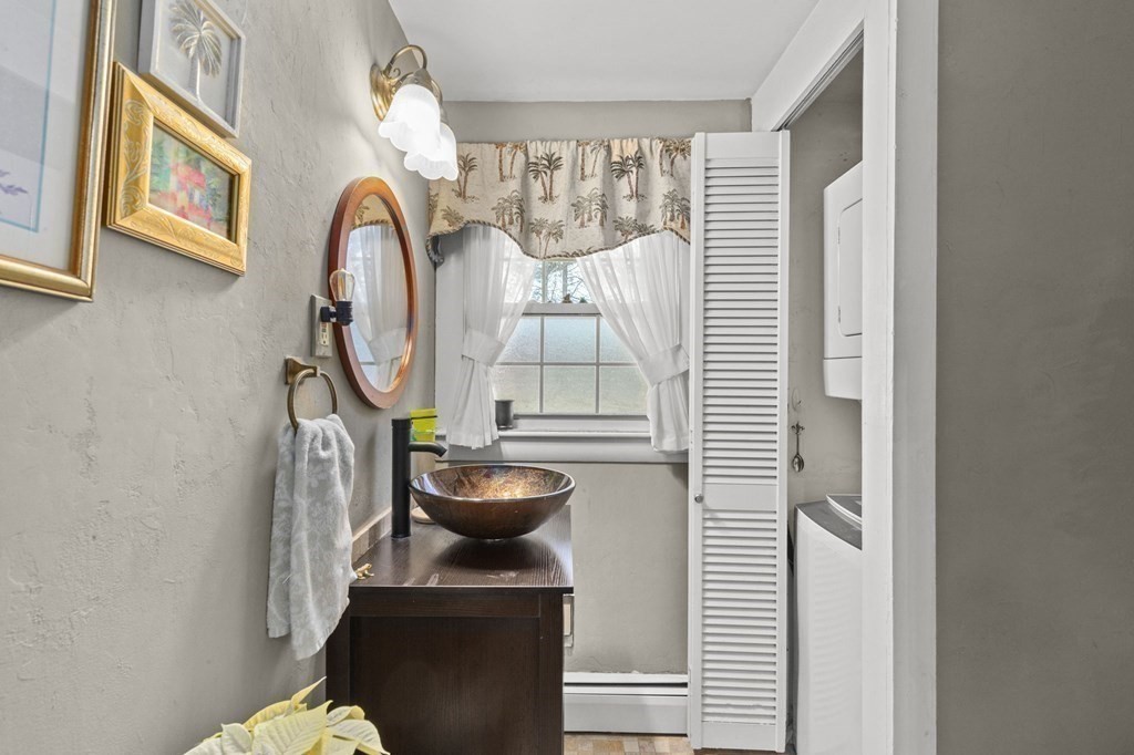 9 Lawrence Street Beverly, MA 01915 - Photo 16 of 42