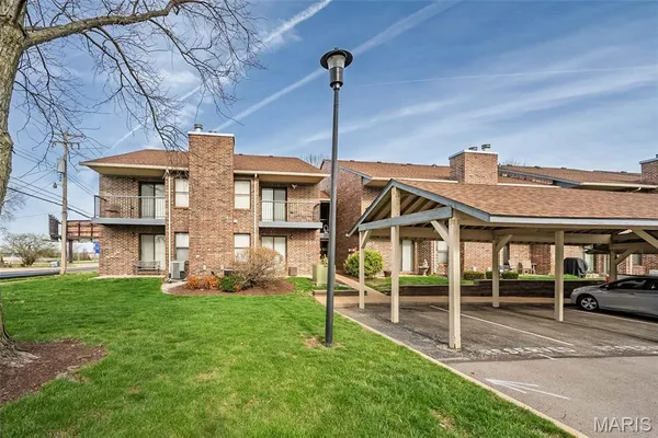 $145,000 | 2303 Kratky Road, Unit B, St. Louis, MO 63114