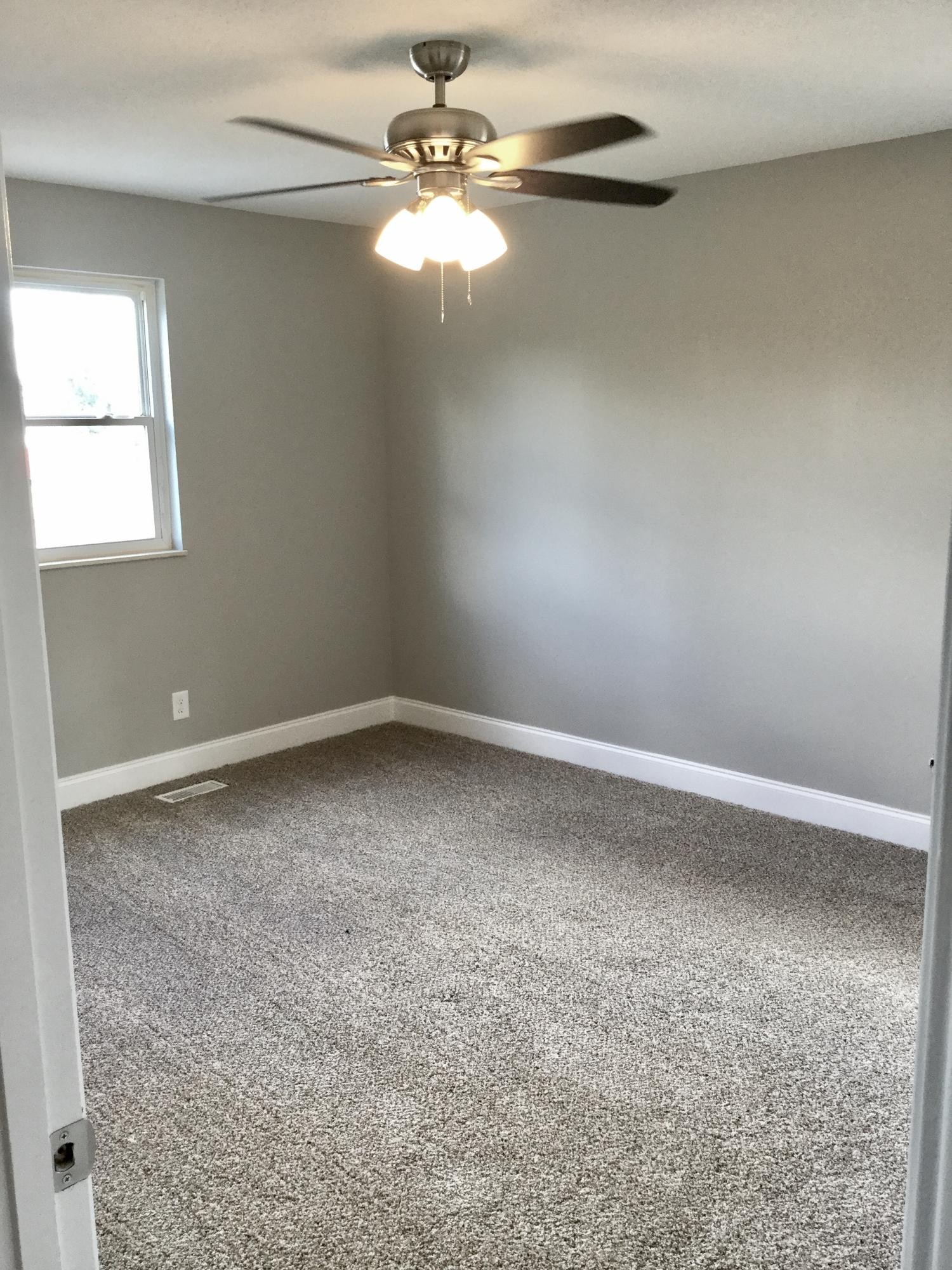 7640 Cranley Road Powell, TN 37849 - Photo 7 of 26 Gallery Image 7