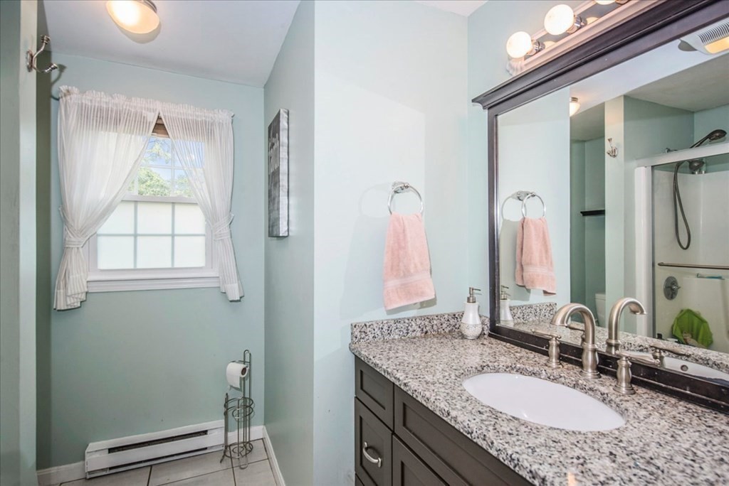 25 Cobb Road, Unit 25 Wrentham, MA 02093 - Photo 19 of 29 Gallery Image 19
