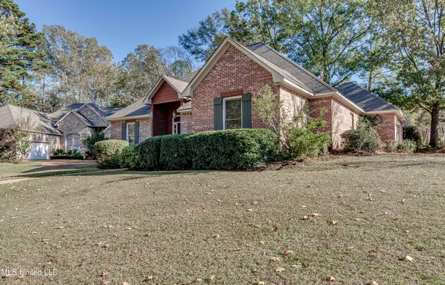 $385,000 | 101 Honey Locust Court, Madison, MS 39110