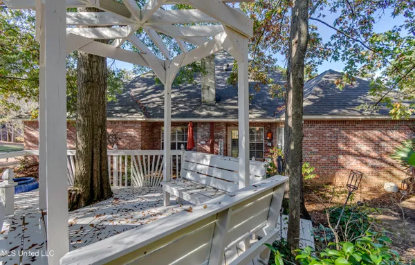 $350,000 | 101 Honey Locust Court, Madison, MS 39110