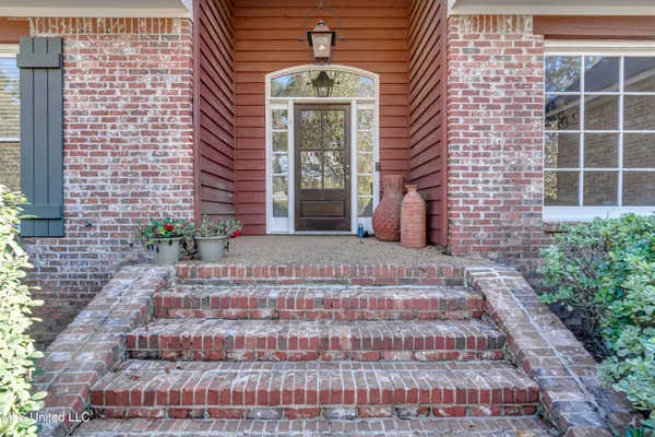 $350,000 | 101 Honey Locust Court, Madison, MS 39110