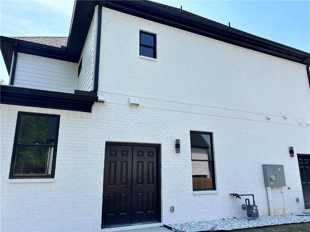 4077 Ridge Road Buford, GA 30519 - Photo 11 of 103