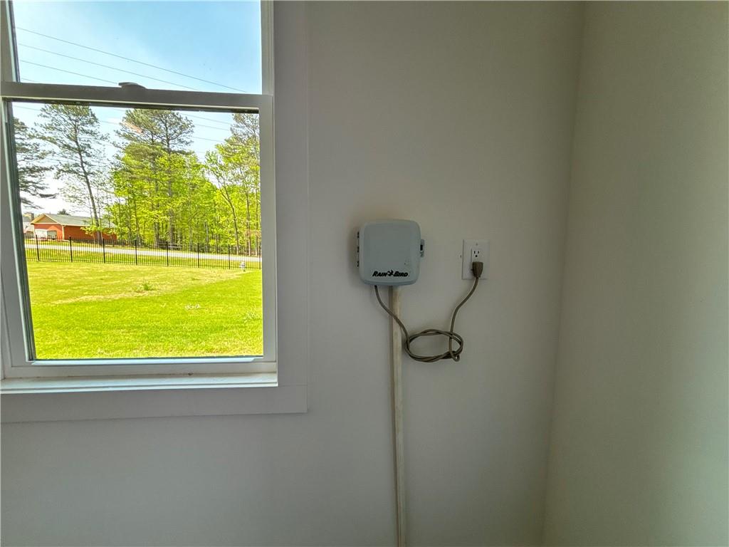 4077 Ridge Road Buford, GA 30519 - Photo 12 of 103