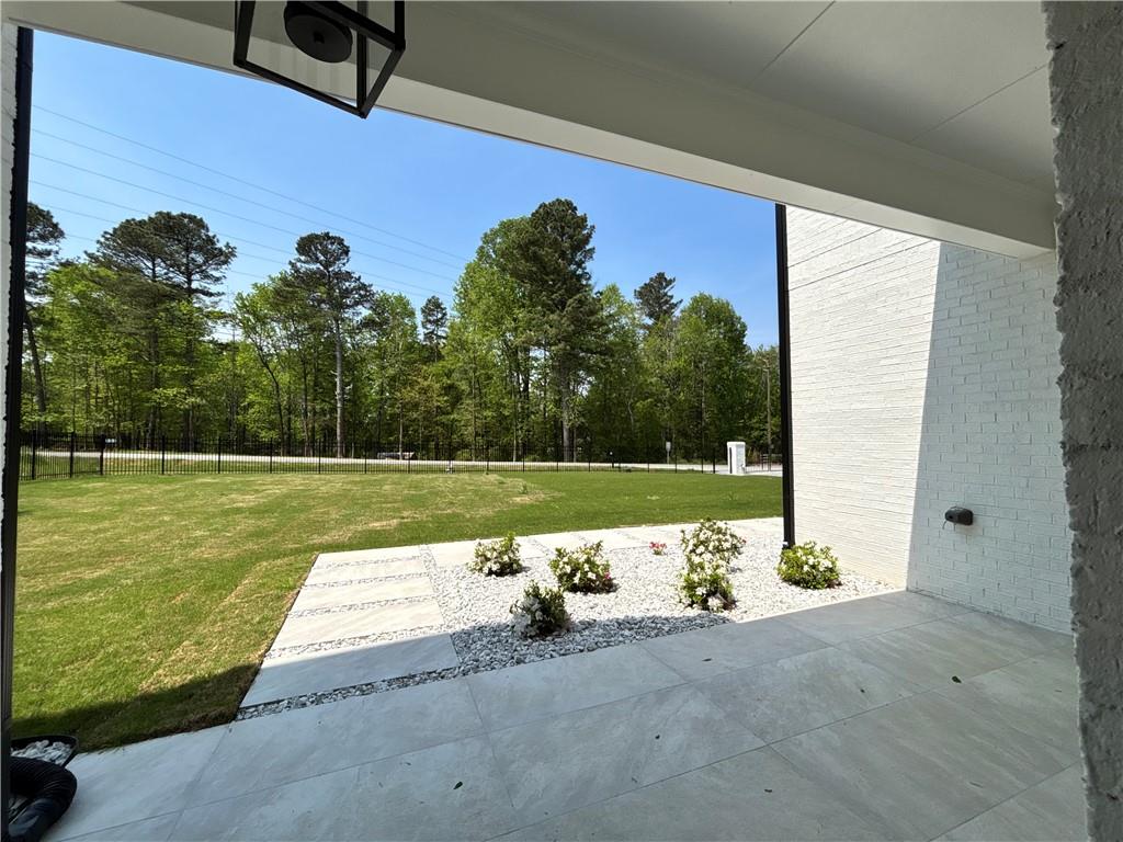 4077 Ridge Road Buford, GA 30519 - Photo 20 of 103