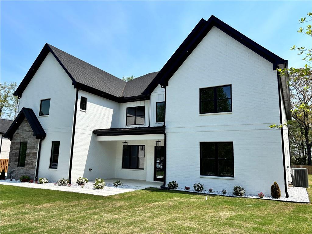 4077 Ridge Road Buford, GA 30519 - Photo 6 of 103