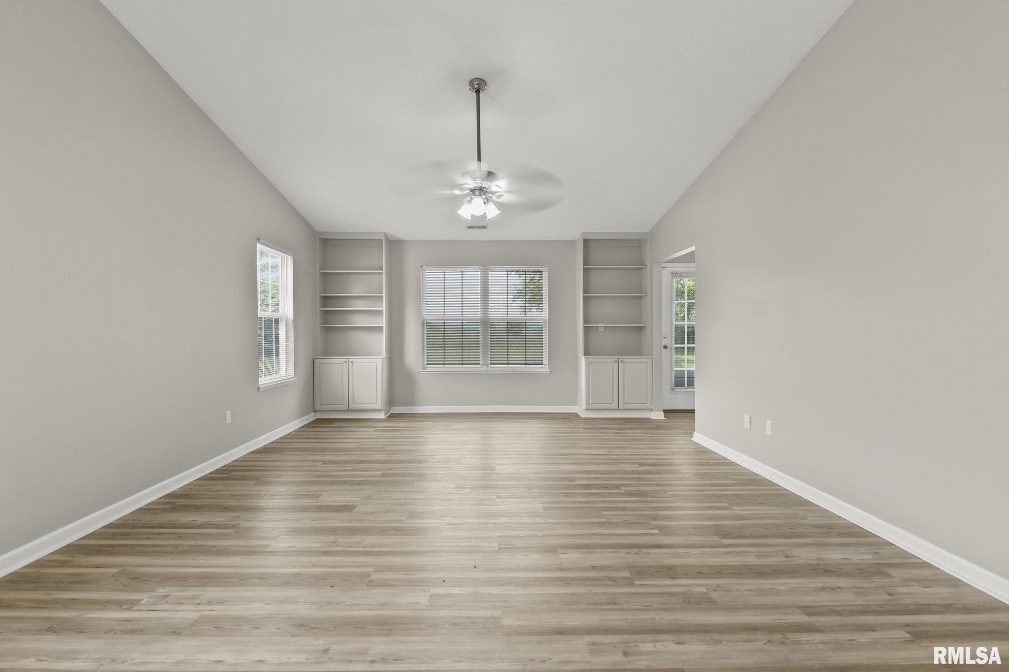 4776 Arbor Court Decatur, IL 62526 - Photo 7 of 25 Gallery Image 7
