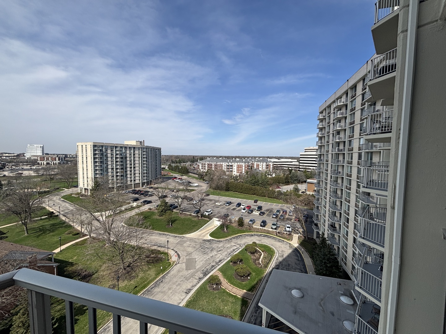 40 North Tower Road, Unit 10M Oak Brook, IL 60523 - Photo 24 of 36
