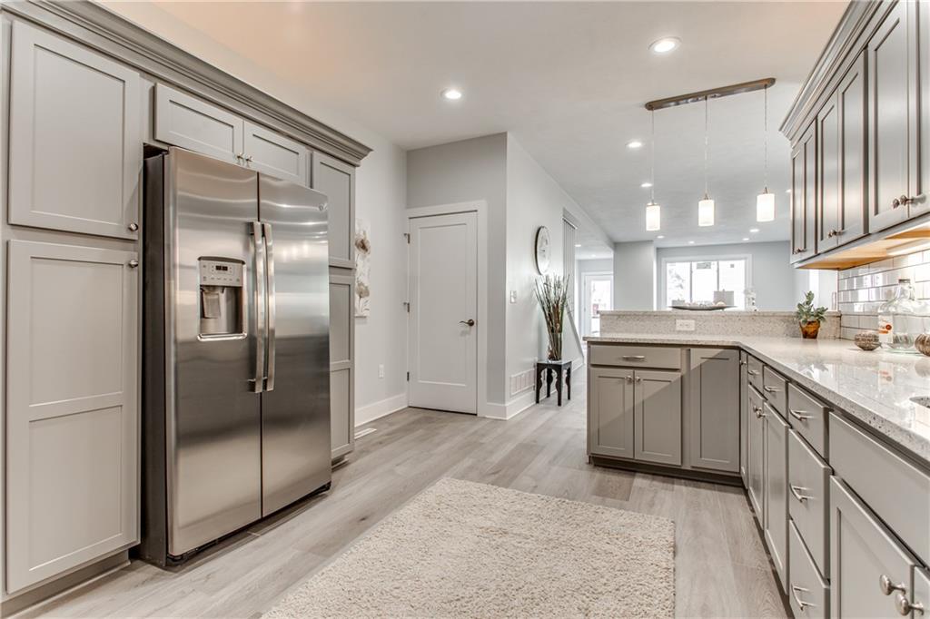 5146 Keystone Street Pittsburgh, PA 15201 - Photo 10 of 25 Gallery Image 10