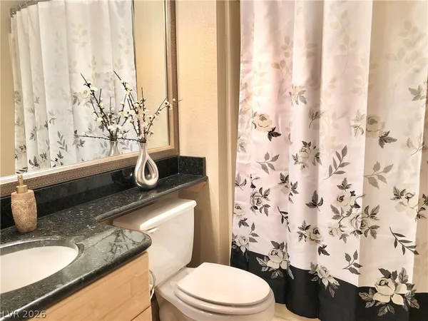 $1,795 | 270 East Flamingo Road, Unit 120, Las Vegas, NV 89169