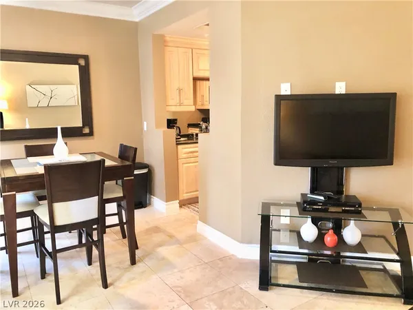 $1,795 | 270 East Flamingo Road, Unit 120, Las Vegas, NV 89169