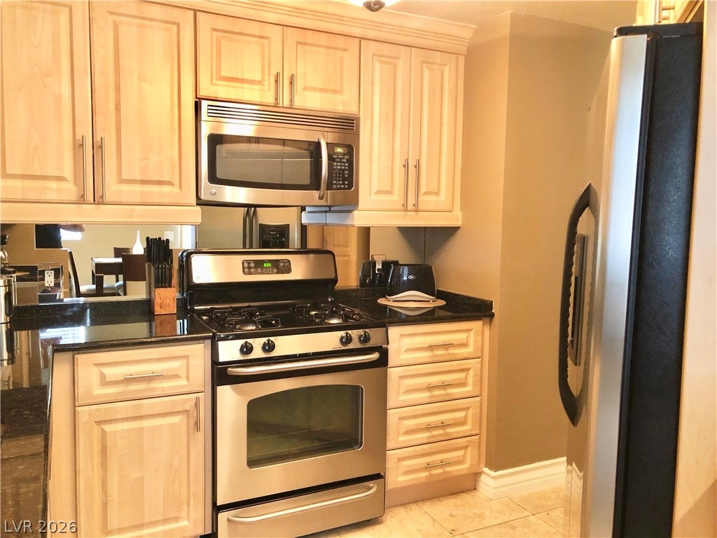 270 East Flamingo Road, Unit 120 Las Vegas, NV 89169 - Photo 10 of 38