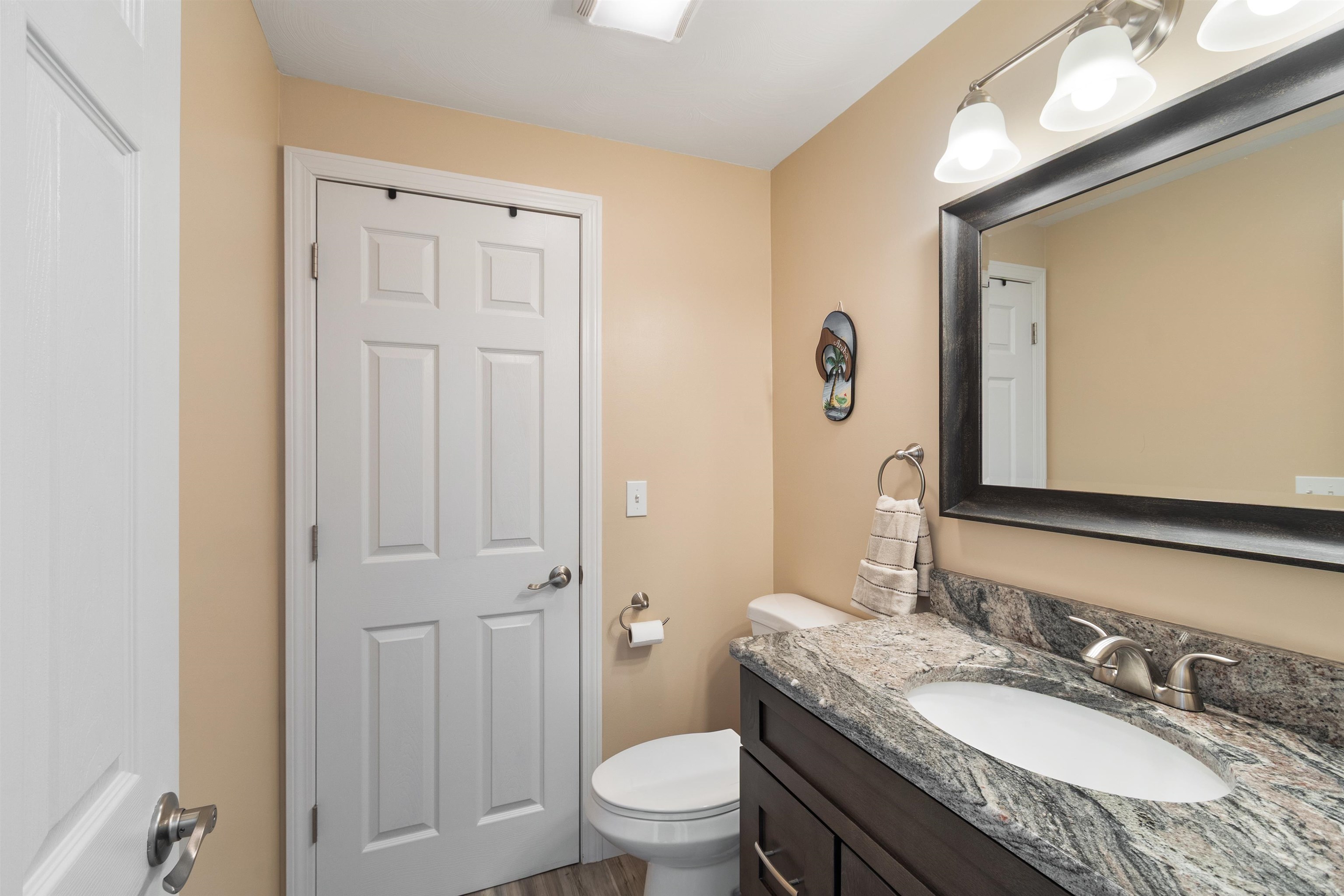 6 Mills Farm Circle, Unit R Derry, NH 03038 - Photo 15 of 38