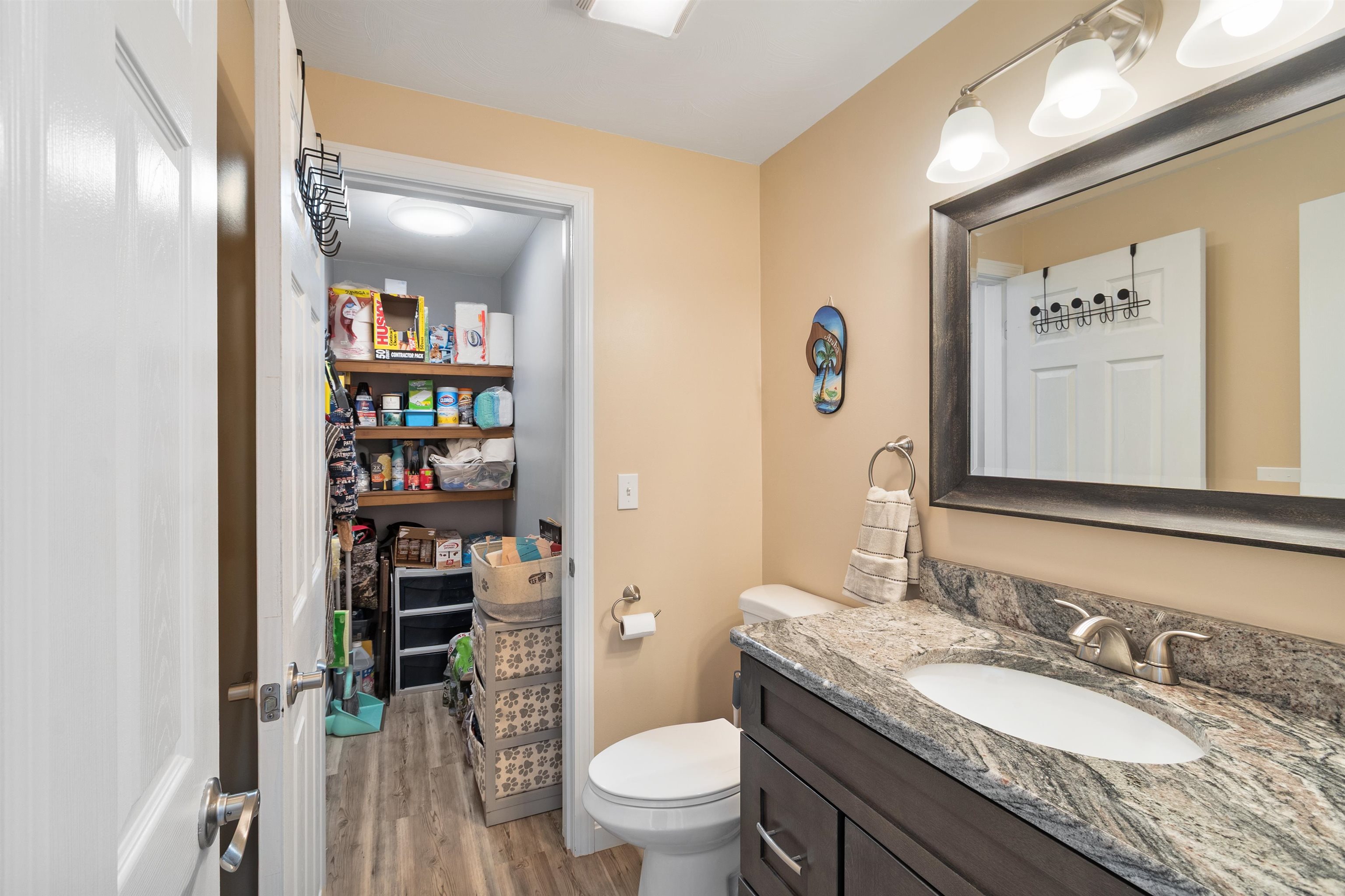 6 Mills Farm Circle, Unit R Derry, NH 03038 - Photo 17 of 38