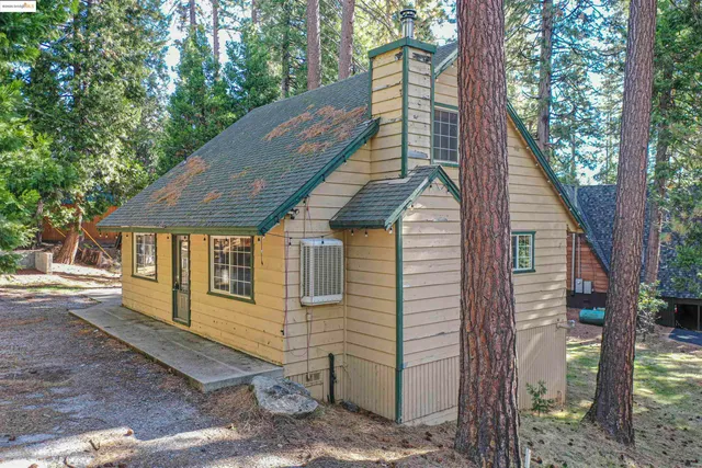$339,000 | 23995 Pine Cone Road, Twain Harte, CA 95383