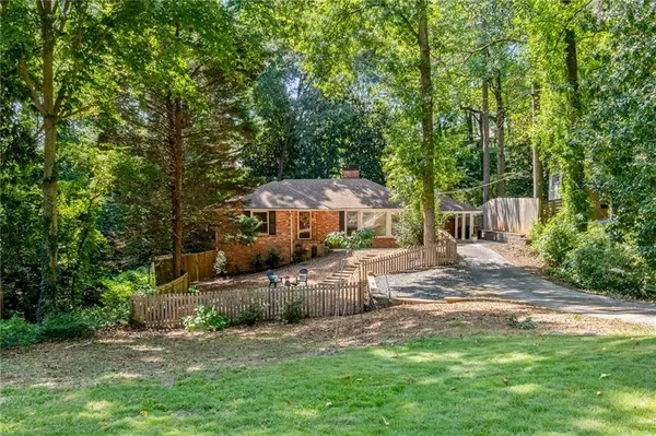 $3,250 | 2332 Tanglewood Circle Northeast, Atlanta, GA 30345