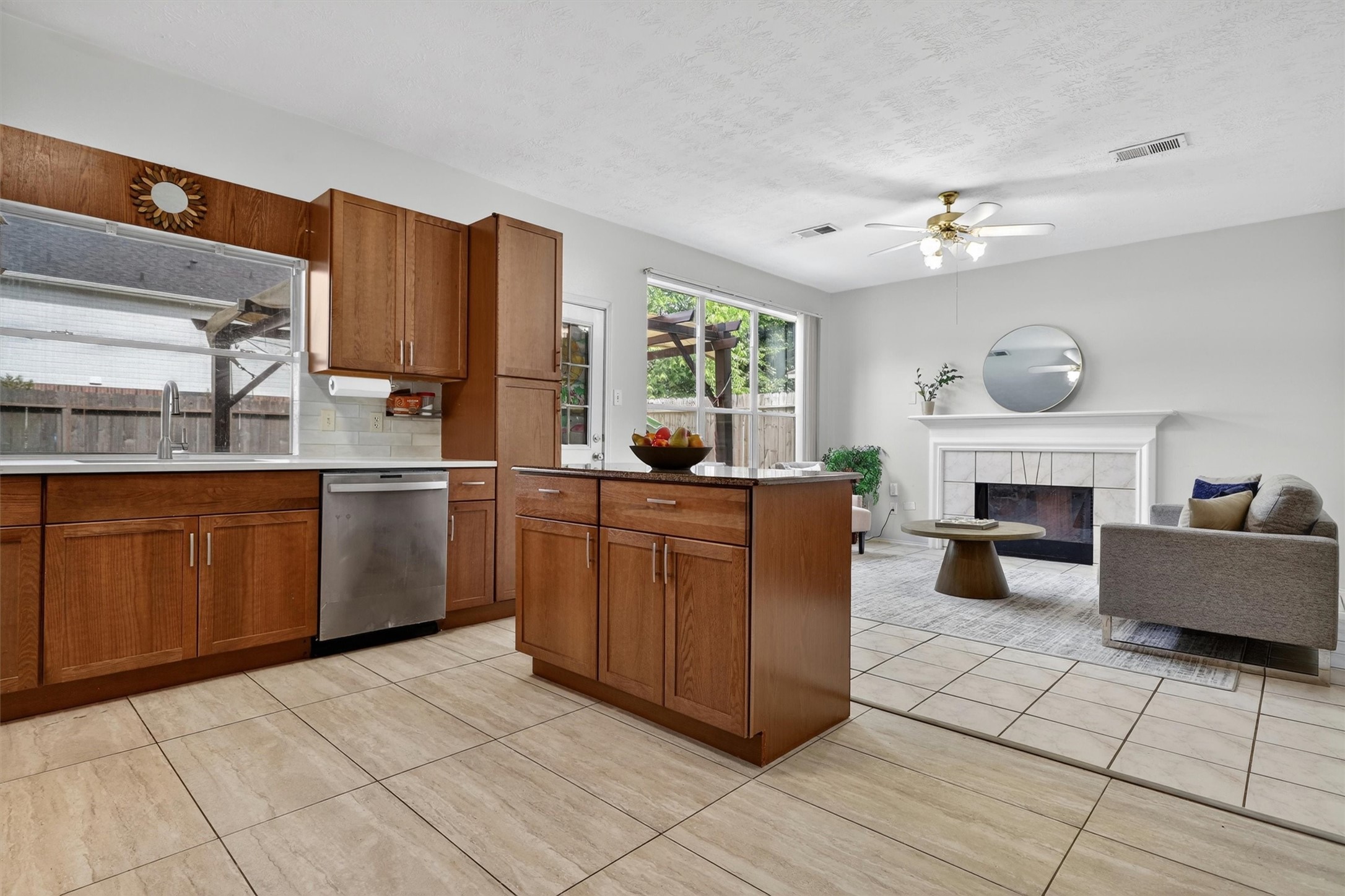 10054 Rio Bravo Road Houston, TX 77064 - Photo 15 of 41