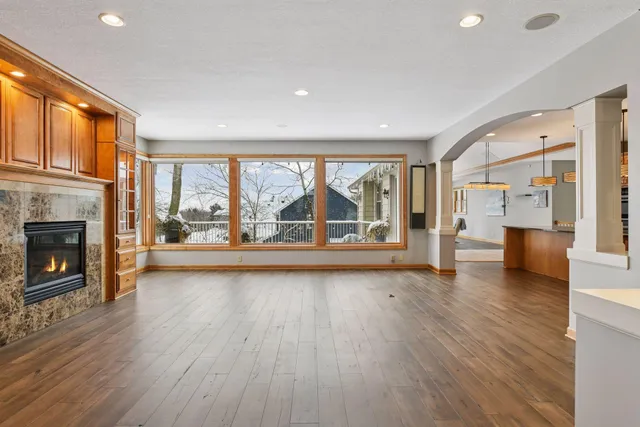 $1,845,000 | 6480 Yosemite Avenue, Excelsior, MN 55331