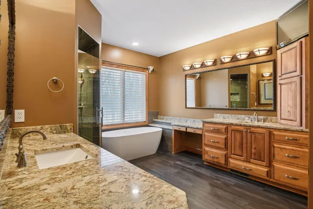 $1,845,000 | 6480 Yosemite Avenue, Excelsior, MN 55331