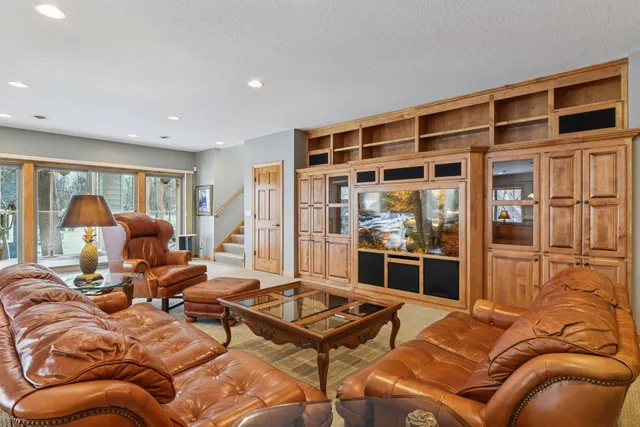 $1,845,000 | 6480 Yosemite Avenue, Excelsior, MN 55331