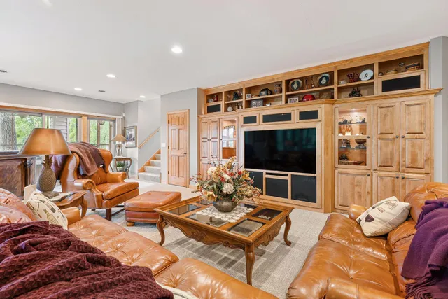 $1,845,000 | 6480 Yosemite Avenue, Excelsior, MN 55331