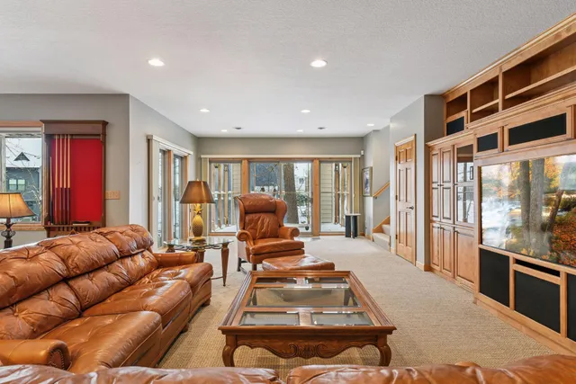 $1,845,000 | 6480 Yosemite Avenue, Excelsior, MN 55331