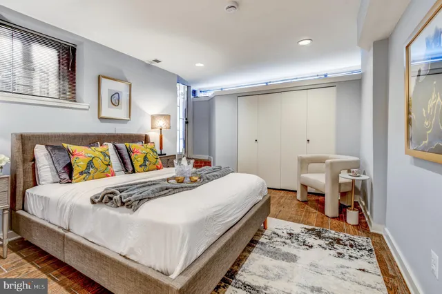 $349,900 | 1726 U Street Northwest, Unit 1, Washington, DC 20009