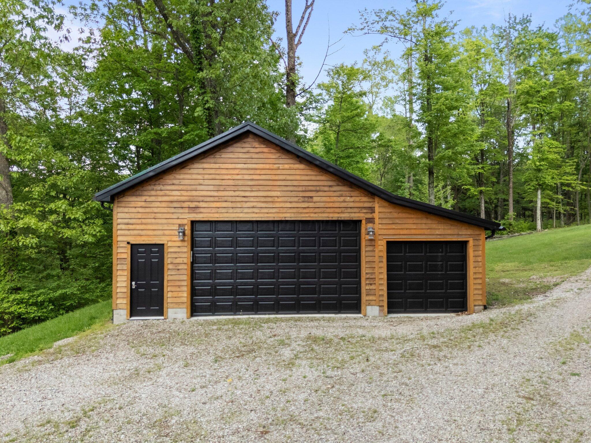 18156 Thompson Ridge Road Laurelville, OH 43135 - Photo 8 of 92 DJI_20250515165818_0835_D