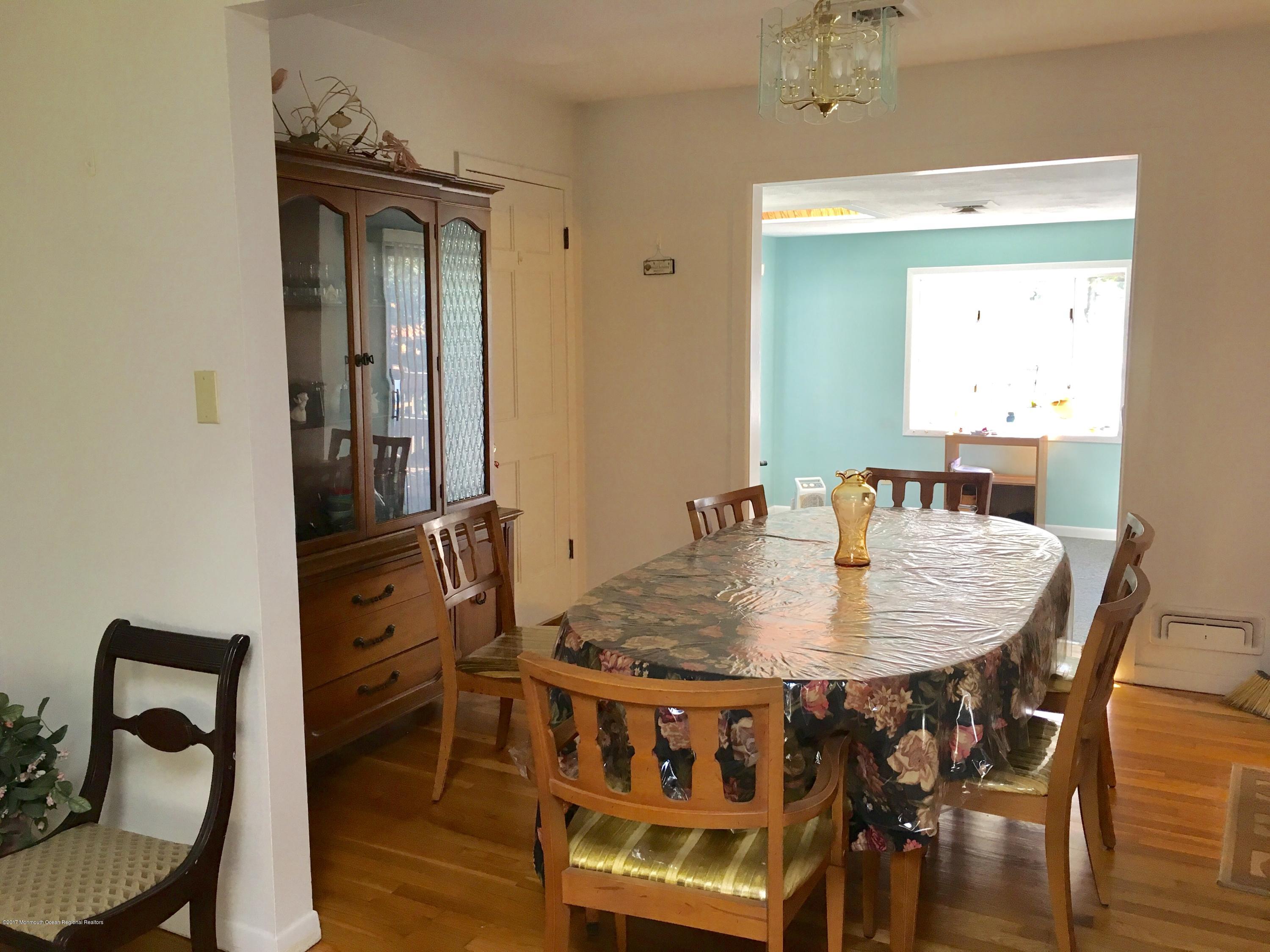 320 Eastham Road Point Pleasant, NJ 08742 - Photo 5 of 18 a view of a dining room with furniture
