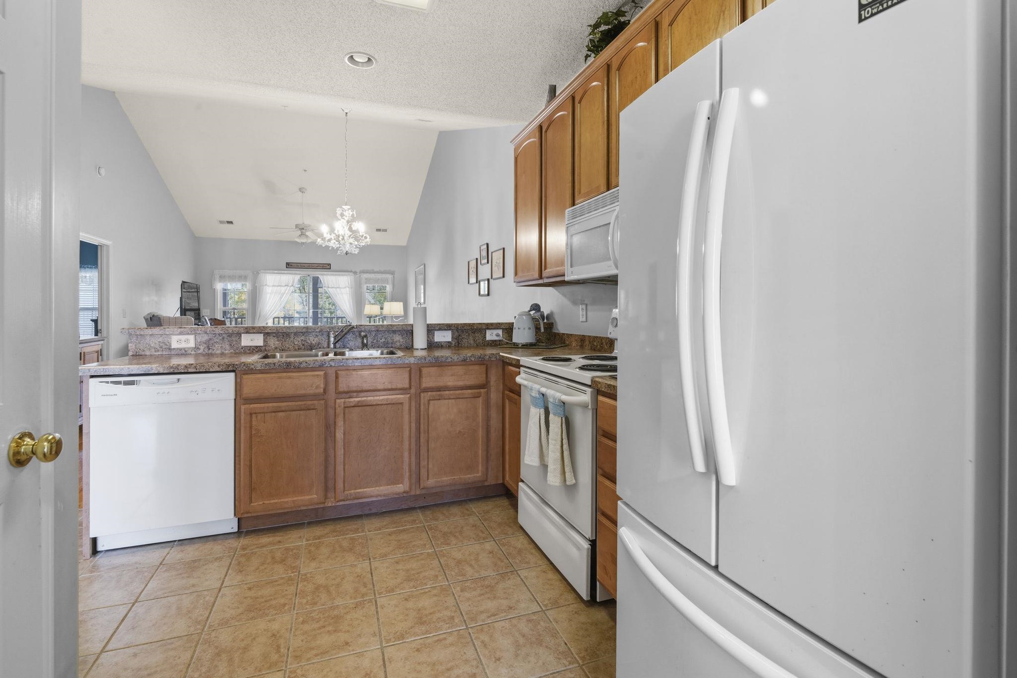 5864 Longwood Drive, Unit 303 Murrells Inlet, SC 29576 - Photo 4 of 34