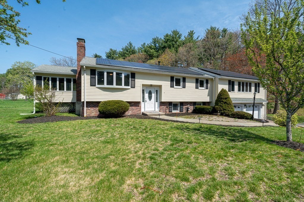 5 Shalloo Road Billerica, MA 01821 - Photo 40 of 42 a house view with a garden space