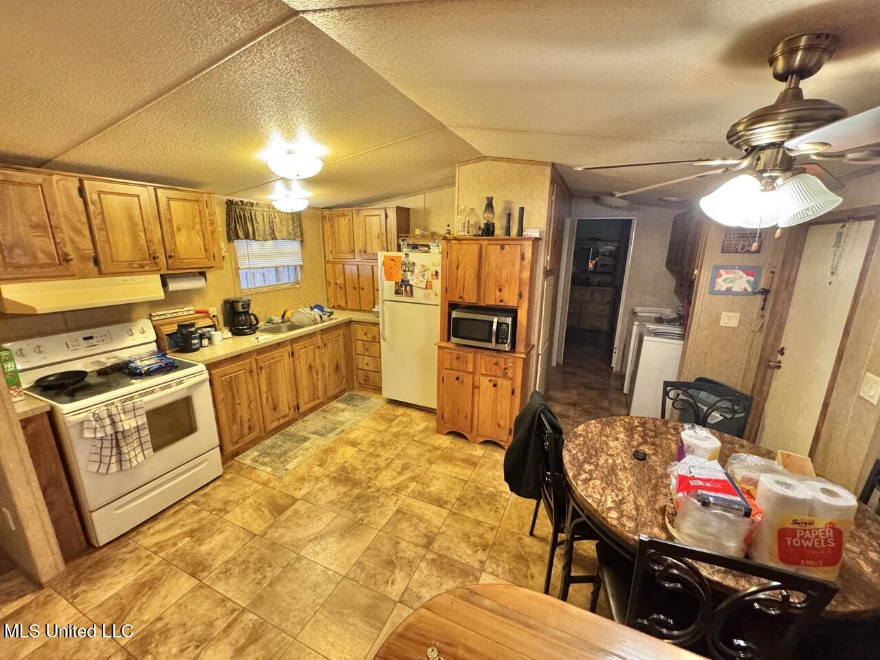 155 Haygood Road Harrisonburg, LA 71340 - Photo 17 of 41 IMG_9128 Large