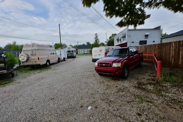 $70,000 | 88 West Becher Street, West Allis, WI 53227