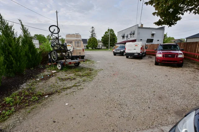 $70,000 | 88 West Becher Street, West Allis, WI 53227