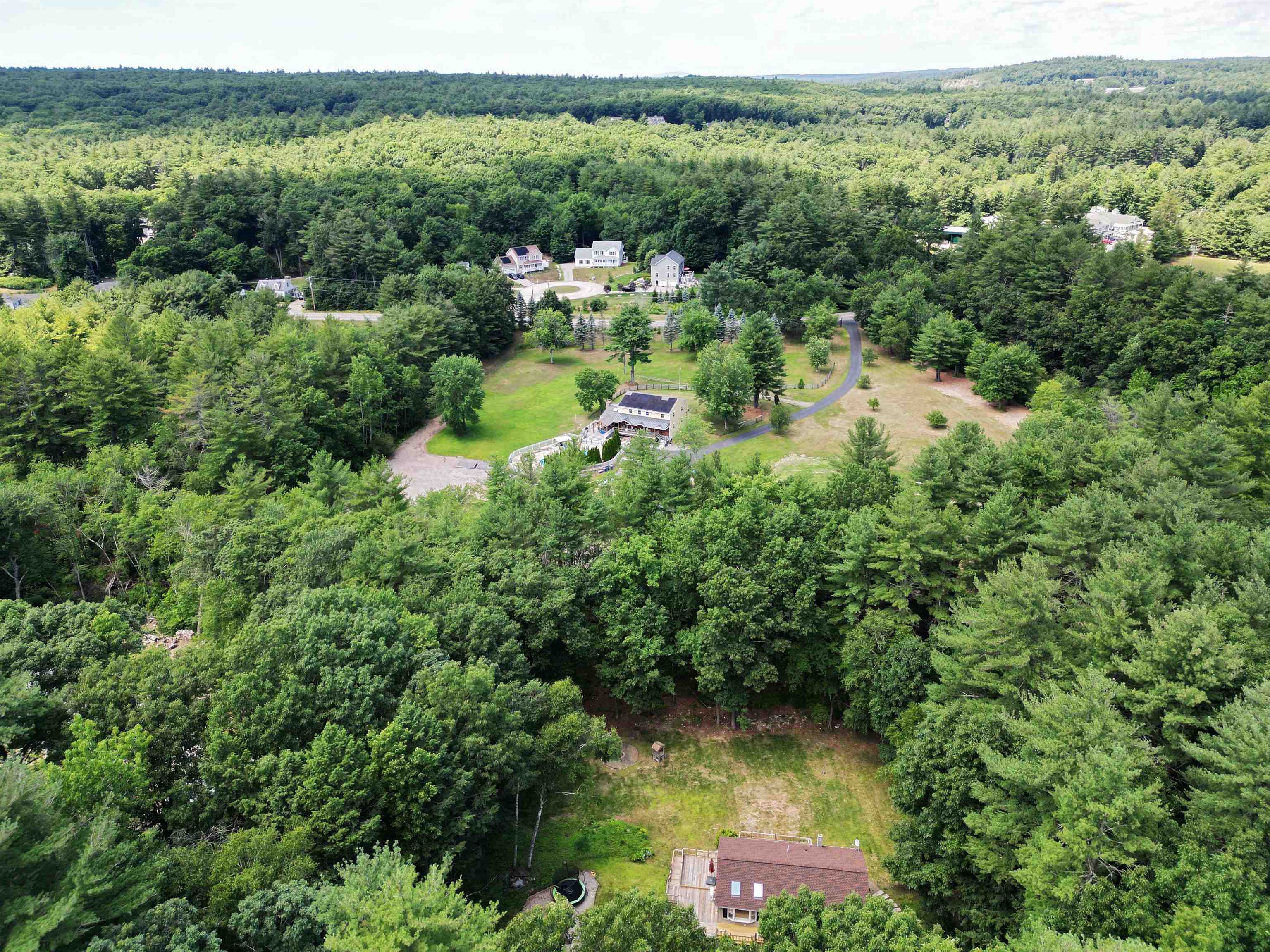 17 Woodland Road Windham, NH 03087 - Photo 27 of 40