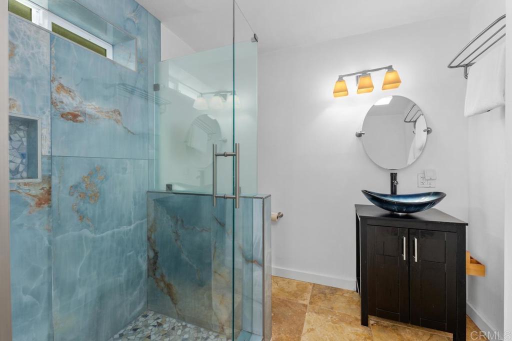 1010 La Jolla Rancho Road La Jolla, CA 92037 - Photo 24 of 28 Detached Studio - Full Bath