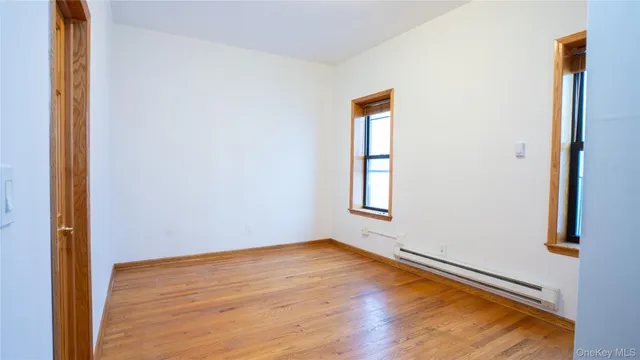 $2,360 | 46 North Village Avenue, Unit 13, Rockville Centre, NY 11570