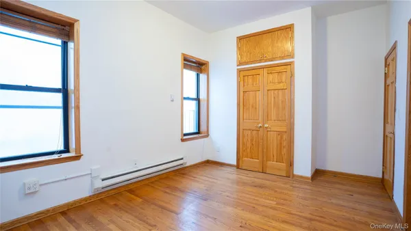 $2,360 | 46 North Village Avenue, Unit 13, Rockville Centre, NY 11570