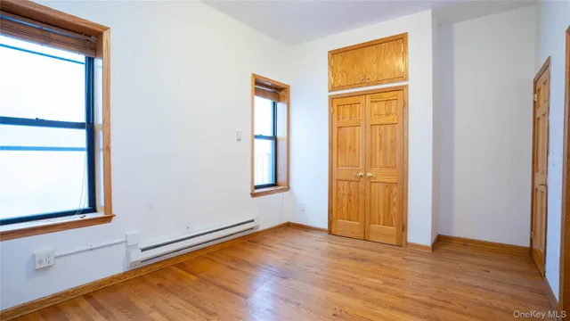 $2,360 | 46 North Village Avenue, Unit 13, Rockville Centre, NY 11570